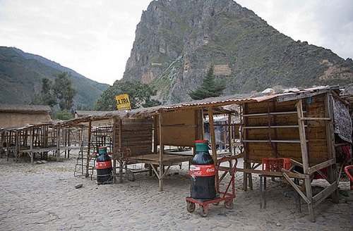 10.16.Page6.Ollantaytambo.jpg